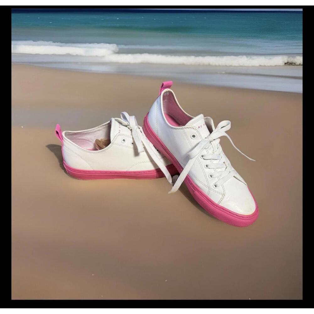 Marc Fisher White Sneakers with Pink Sole and Heel Tab Size 8M